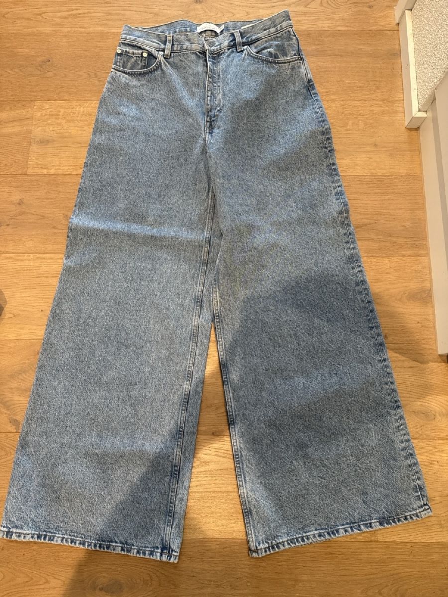 Other Stories Jeans: &other stories jeans – Usato da Wettswil venduto da lalinda85