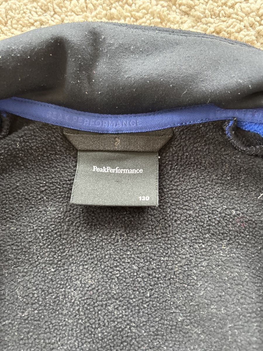 Peak Performance Pullover & Sweatshirts: Peak Performance Gr 130 – Gebraucht aus Männedorf von Engellinchen 2