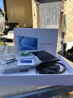Tragbarer Monitor 15.6 Zoll mit Zubehör neuwertig