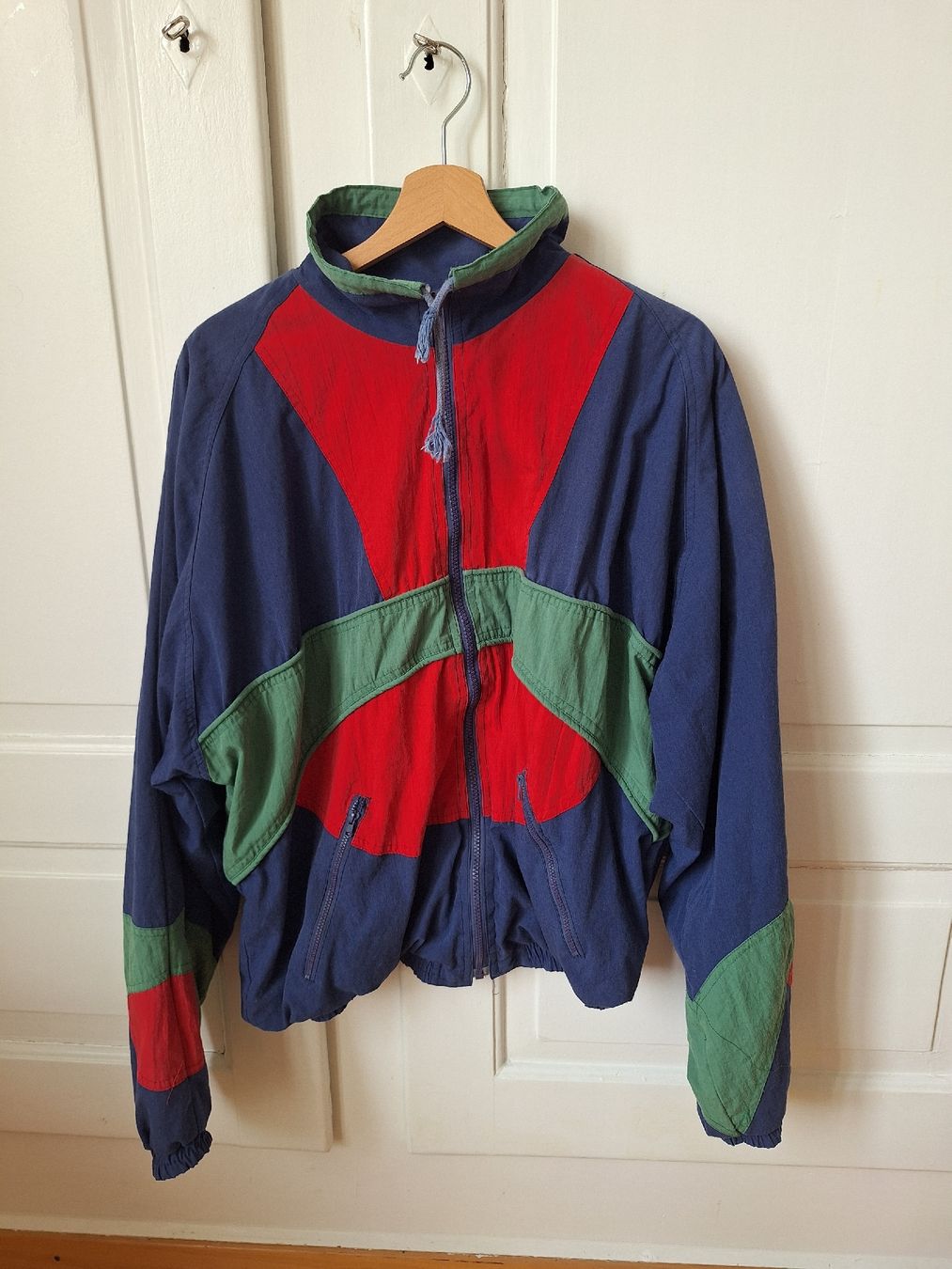 Vestes: Jacke – D'occasion à Bern par msmarple