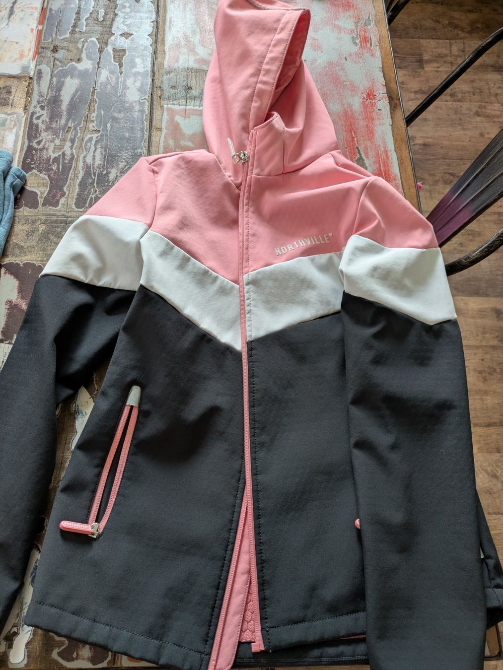 C&A Giacche & Cappotti: Veste Softshell fille 158 – Usato da Yverdon-les-Bains venduto da del_zlz6