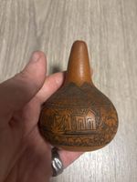 Zucca decorata artigianale con incisioni decorative