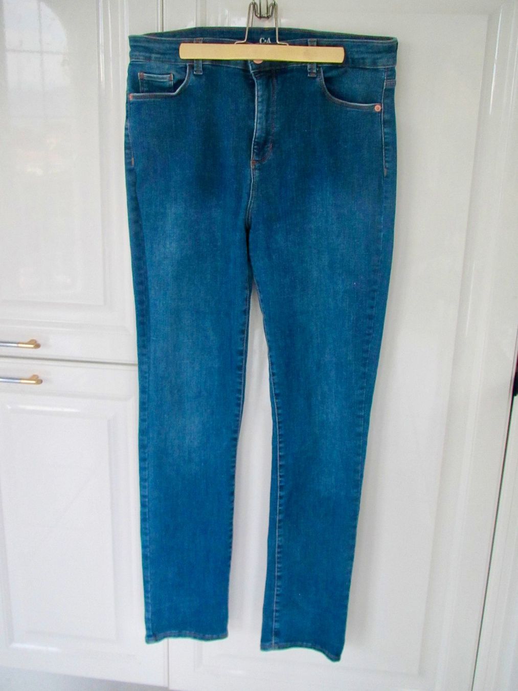C&A Jeans: JEANS C&A HIGH SLIM – Gebraucht aus Murten von Selliot