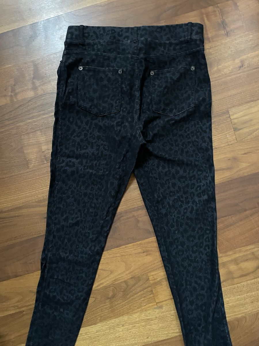 Leggings: Stretch-Jeanshose, Leopardenmuster Gr. 40 – Usato da Fehraltorf venduto da Nadja0205 2