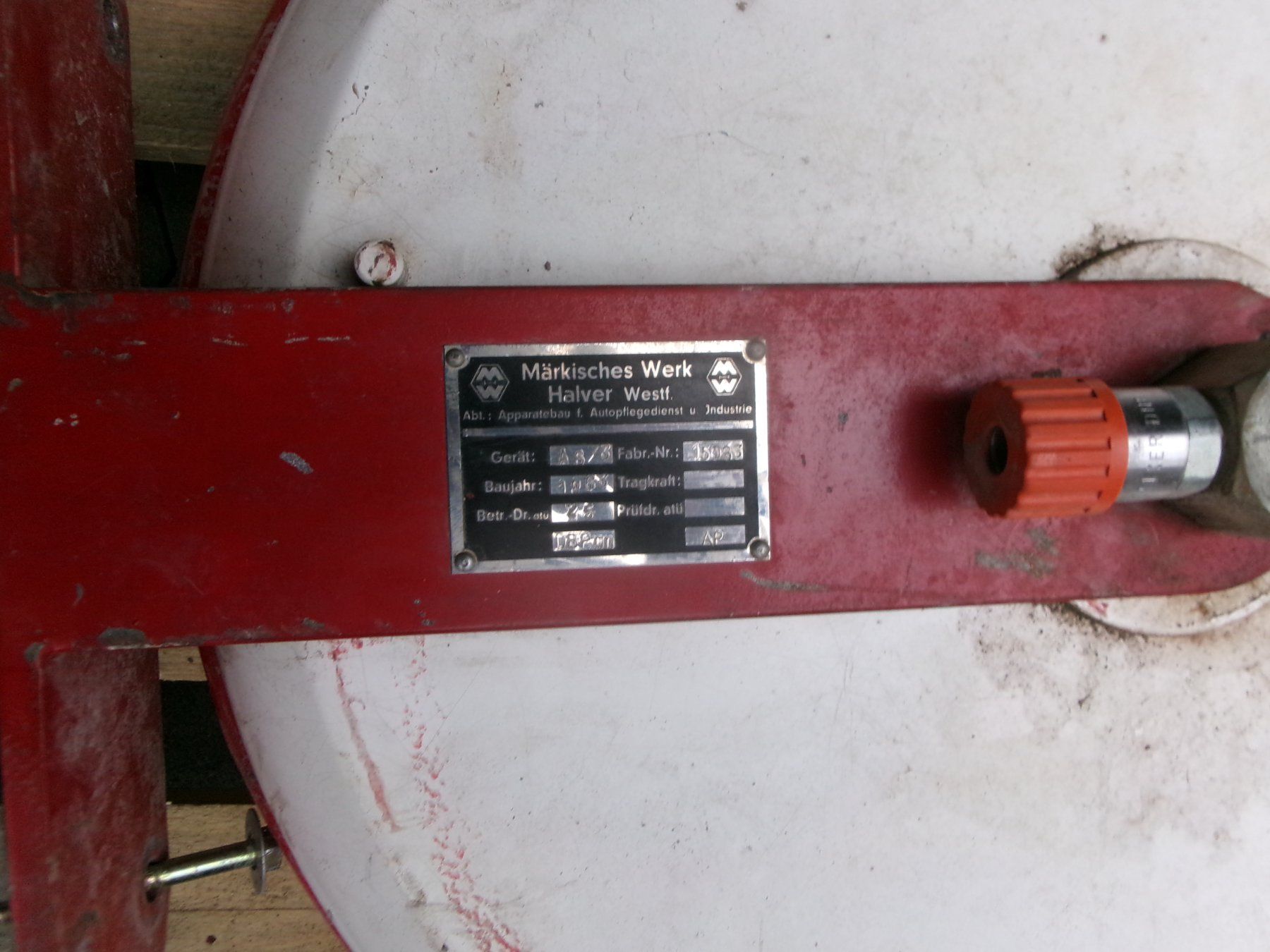 Alle Dekorationen: Oldtimer  -Werkstatt - Schlauchrolle – Gebraucht aus Eschenbach SG von GM-29 2
