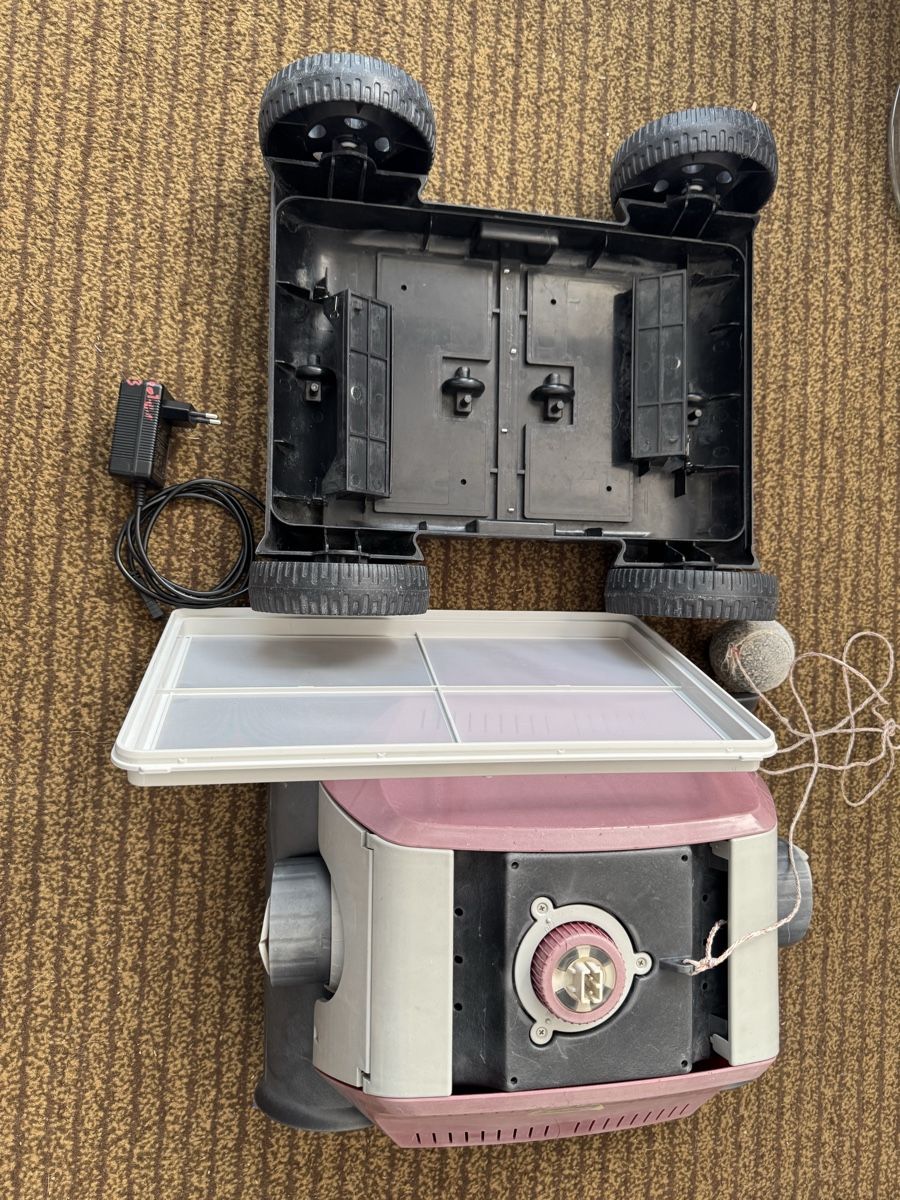 Accessori per Piscine: Poolreiniger Roboter  Zustand Gebraucht – Usato da Grüningen venduto da Salmons 1