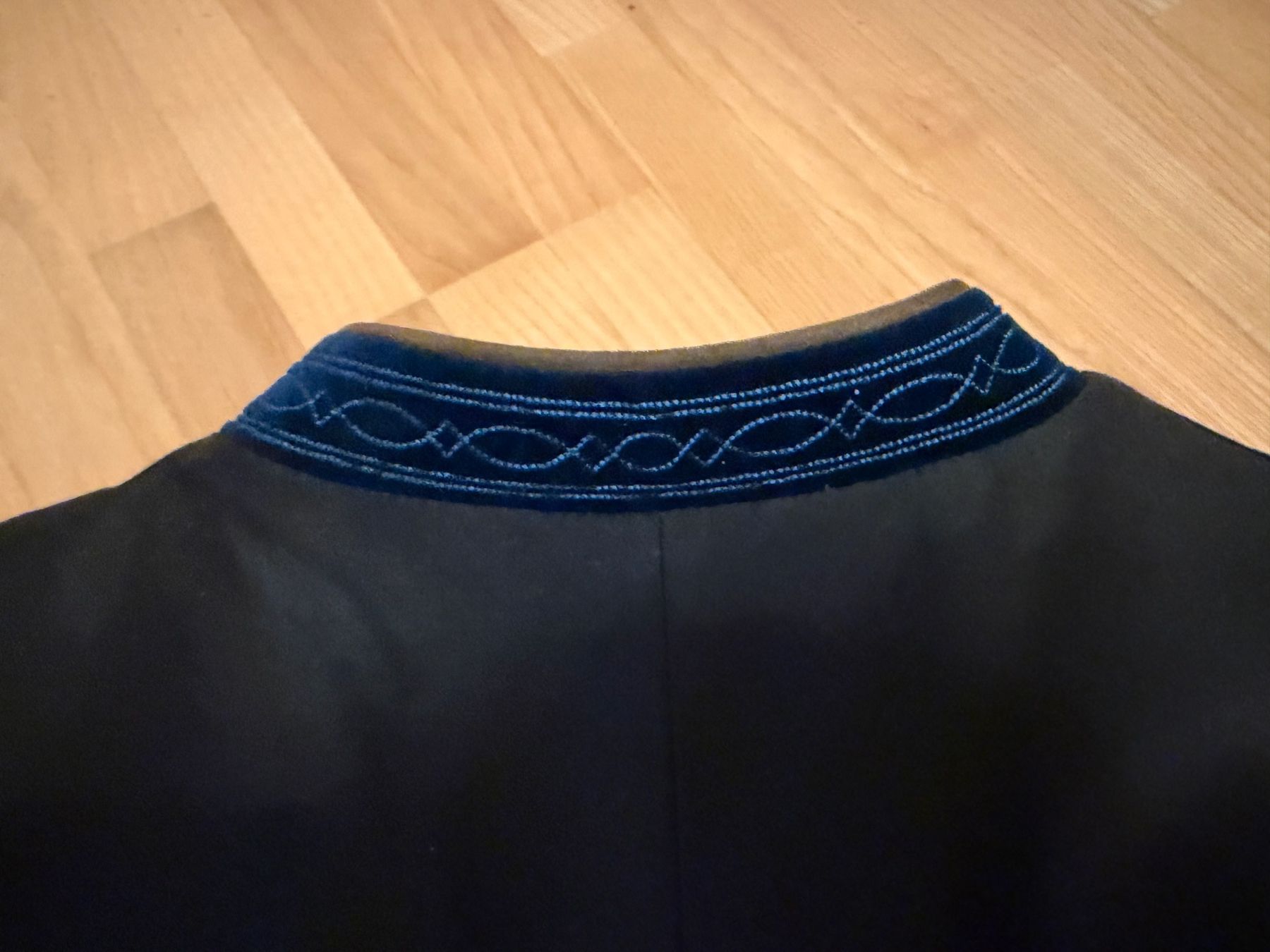 Gilets & Westen: Hammerschmid Trachtenweste - Gr 48 – Gebraucht aus Brüttisellen von ThommyK 2
