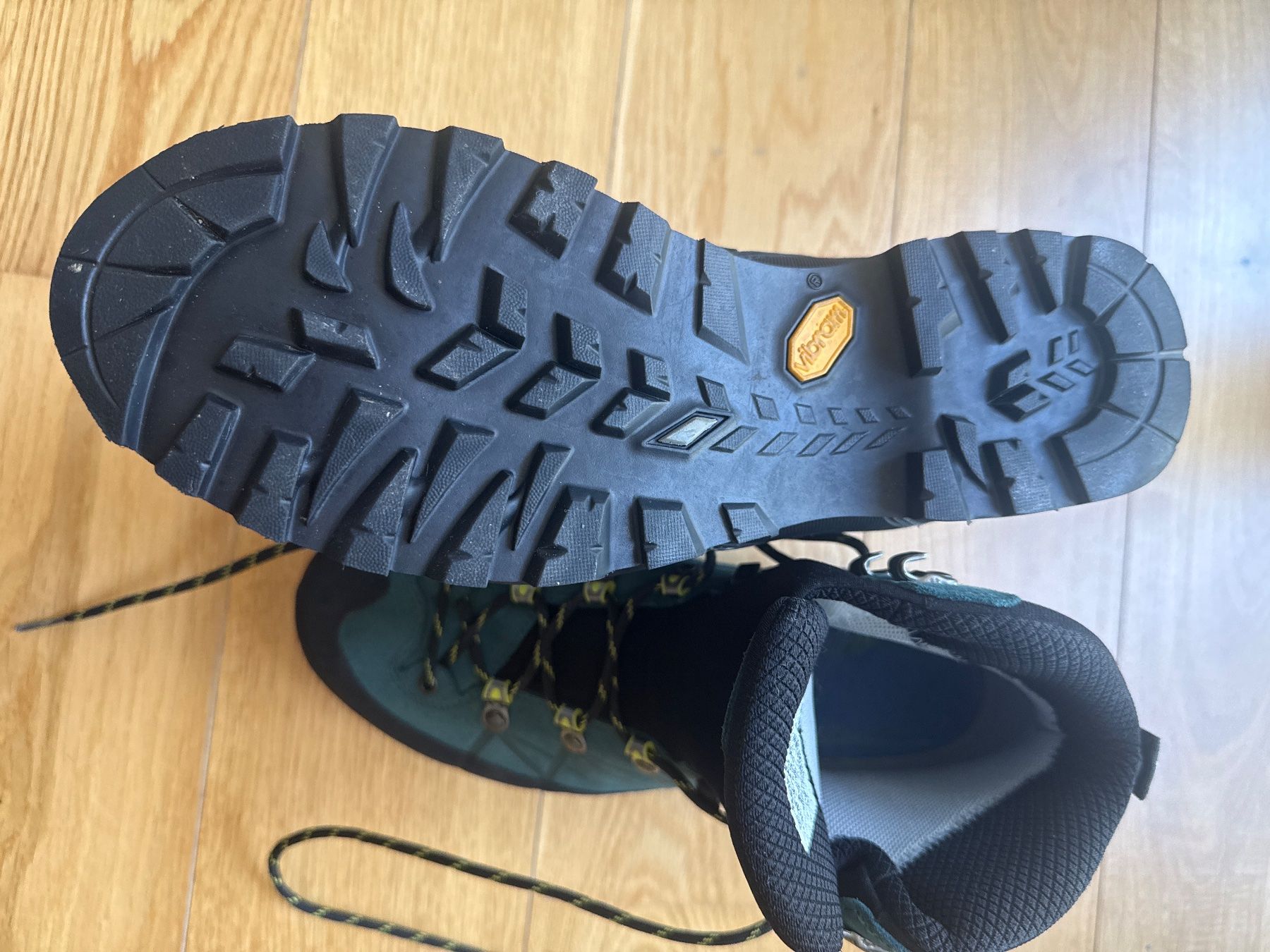 Scarpa Herrenschuhe: Wanderschuhe Scarpa Marmolada Pro 43.5 NEU – Gebraucht aus Winterthur von Marsimei 2