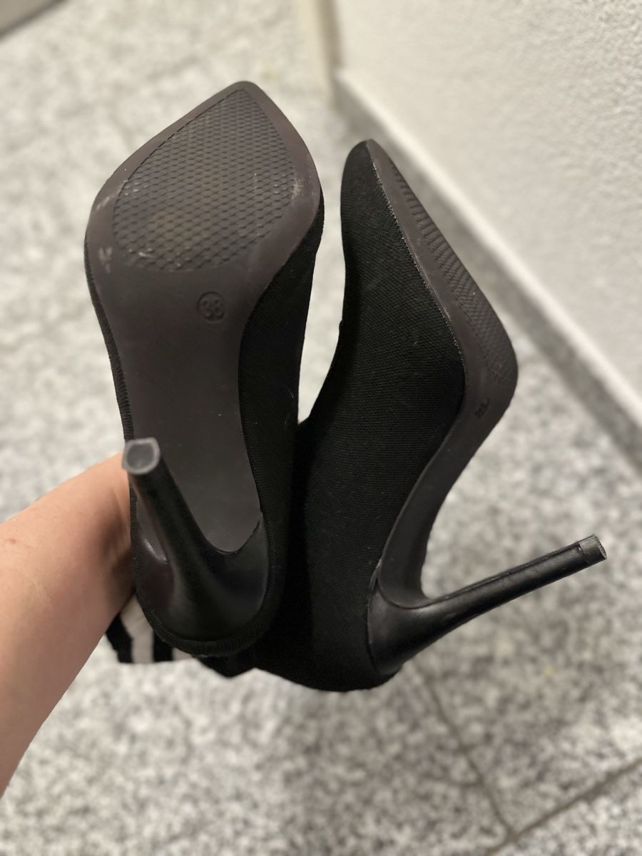 Scarpe da donna: Schwarze Sock-Boots mit Absatz Gr. 38 – Nuovo e nell'imballaggio originale da Erlinsbach SO venduto da dikaan 2