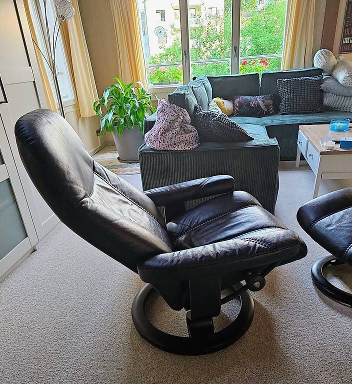 Poltrone: Stressless Sessel inkl. Hocker neuwertig  – Usato da Unterägeri venduto da gospel6300 1