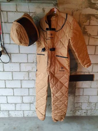Asiatische Hornisse. Hornissen Schutzanzug Profi. Neu !