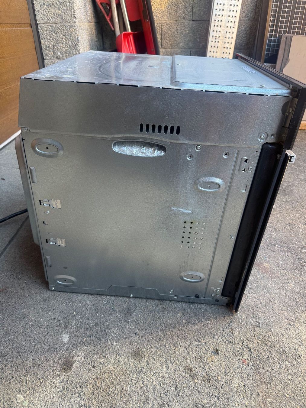 Fours: Einbaubackofen Electrolux  gebrauchter Zustand – D'occasion à Uetliburg SG par CostaTools 2