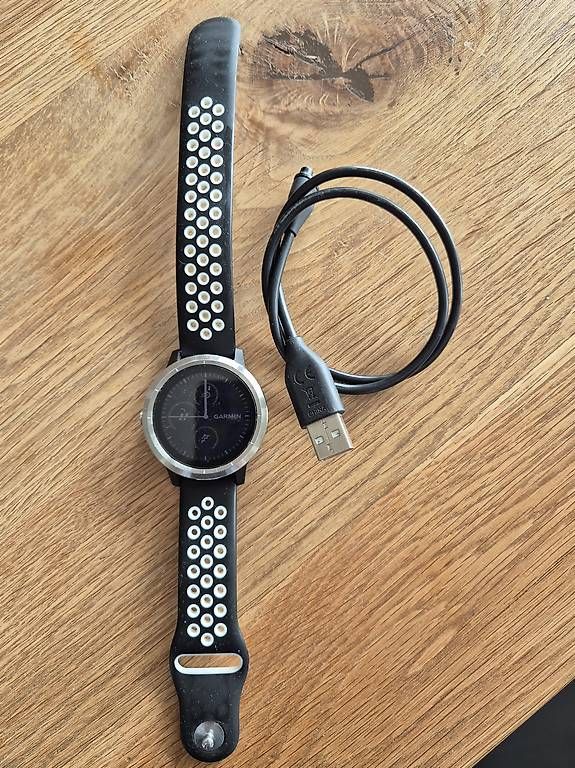 Smartwatch: Garmin Vivo active 3 – Usato da Wallenwil venduto da Britishbulldog