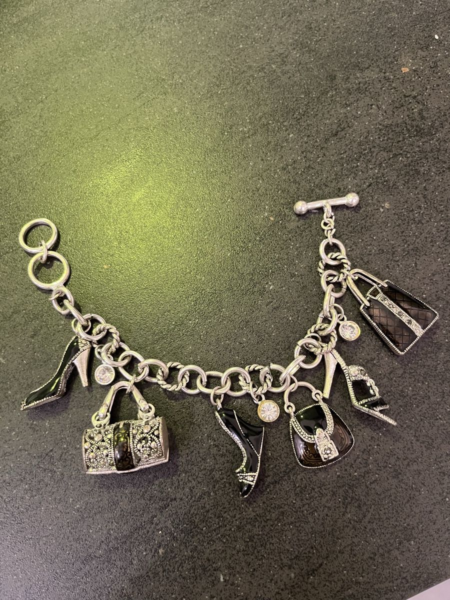 Bracciali & Braccialetti: Braccialetto con grandi charme – Usato da Locarno venduto da cichita