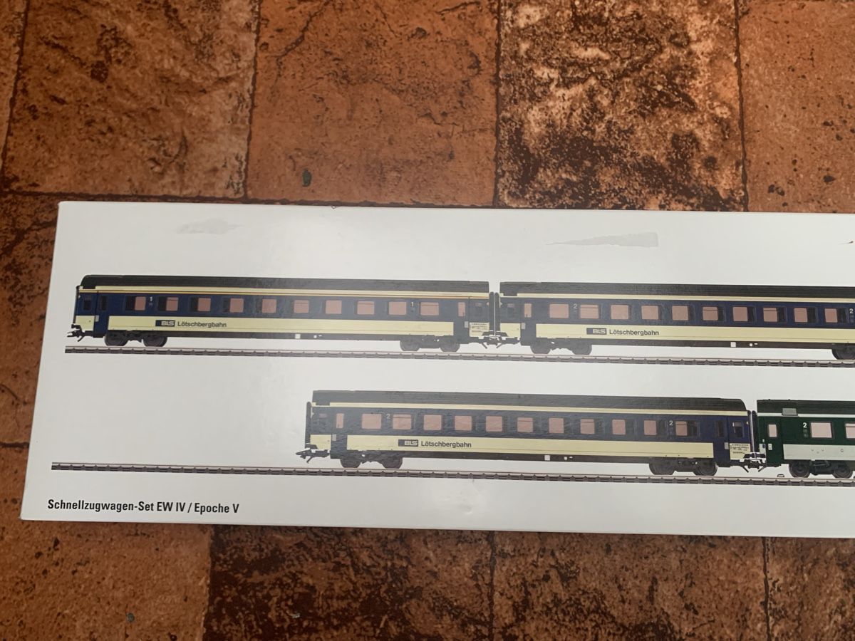 Märklin Modelleisenbahnen: Märklin HO 42175 set BLS SBB – Neu und originalverpackt aus Montpreveyres von Maleagant 9