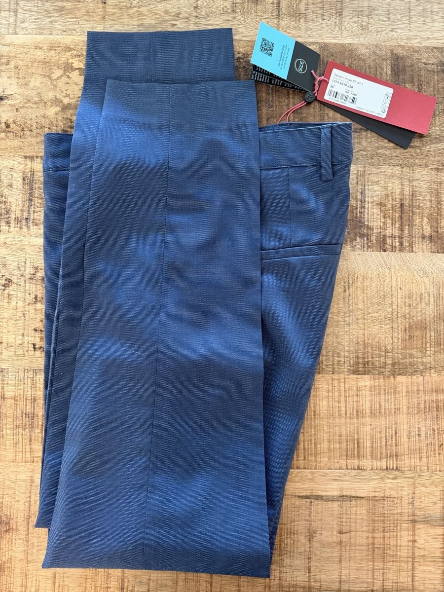 Pantaloni: Anzugshose Damen Marke Greiff – Nuovo e nell'imballaggio originale da Dietikon venduto da meeelissaa 2