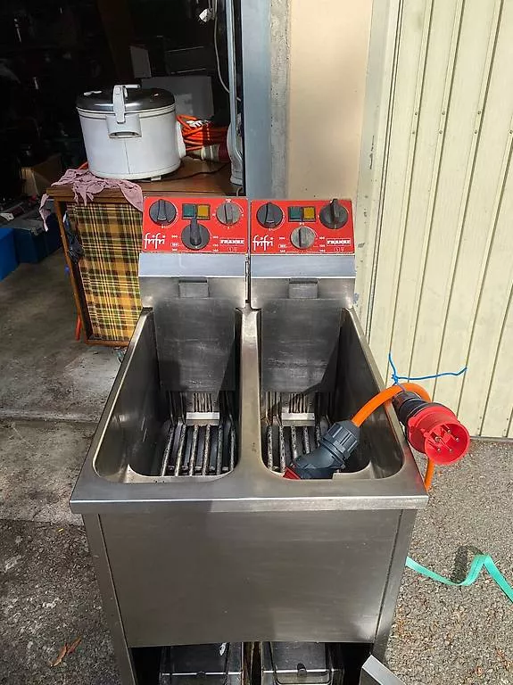 Elettrodomestici da cucina: Friteuse FriFri double bacs – Usato da Martigny venduto da seater 2