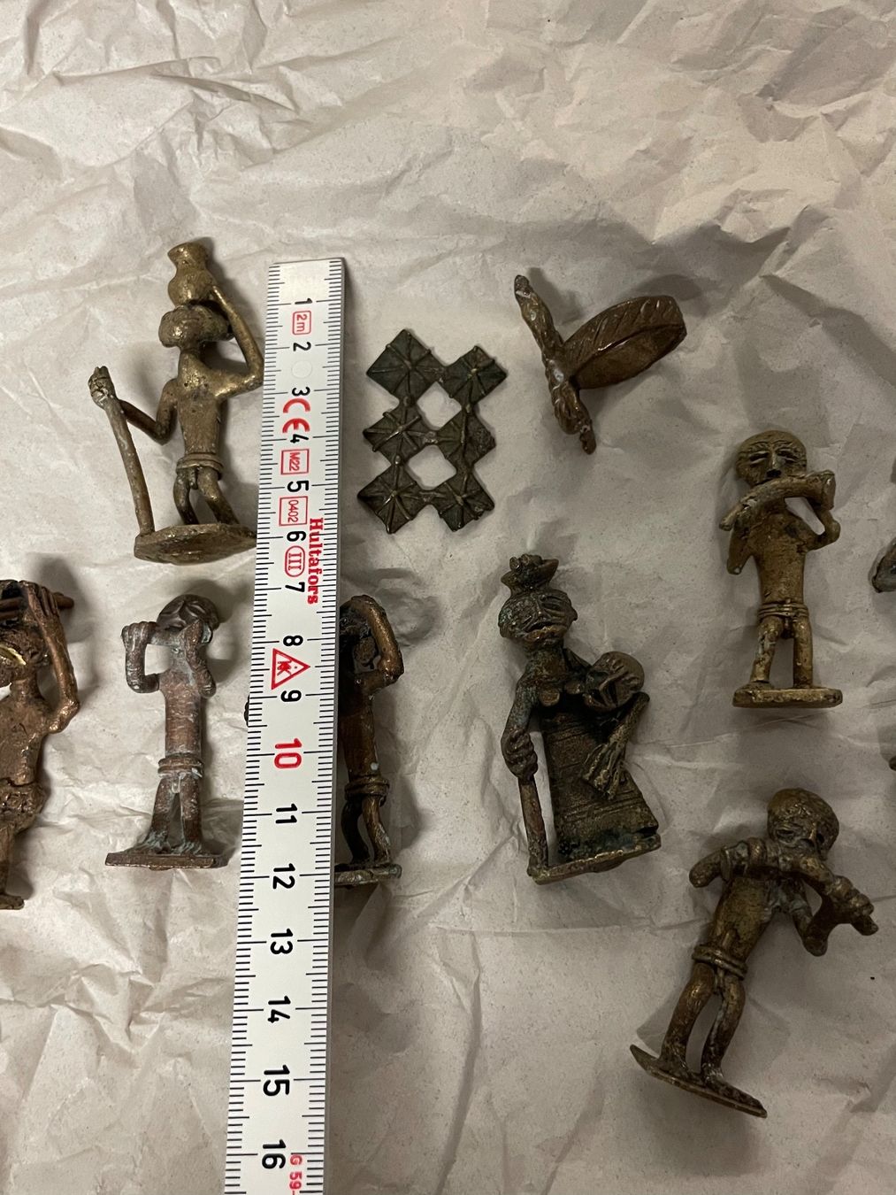 Figuren: Kleine Figuren aus Messing – Gebraucht aus Schlieren von  5