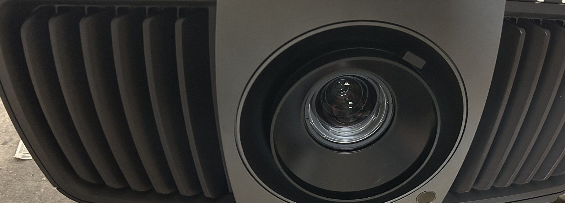 BenQ Proiettori: BenQ HT9050 Projector – Usato da Wettingen venduto da GmB_Design 2