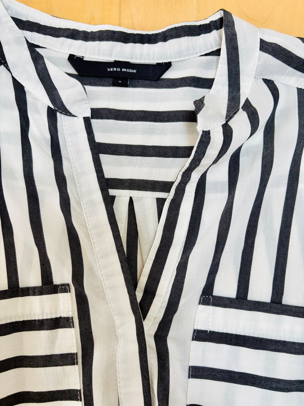 Vero Moda Blusen: VERO MODA Blusentop, gestreift - Gr. S – Gebraucht aus Ennetbürgen von Evelyne_G 1