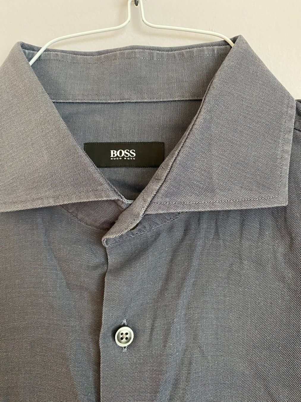 Hugo Boss Camicie: Herrenhemd Hugo Boss – Usato da Luzern venduto da Turmliebe 2