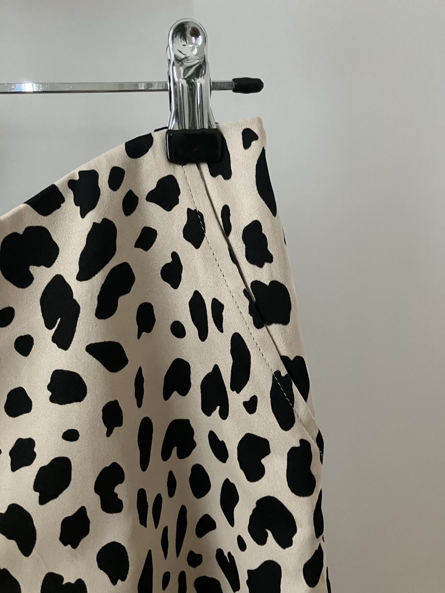 Pantaloni: kurze Leoprint-Hose, M – Nuovo (secondo la descrizione) da Luzern venduto da xyz9 2