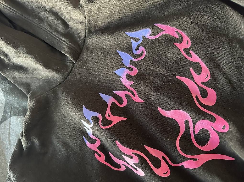 Pullover & Sweatshirts: Sweat fille 8/9  – Gebraucht aus Renens VD von mary184 1