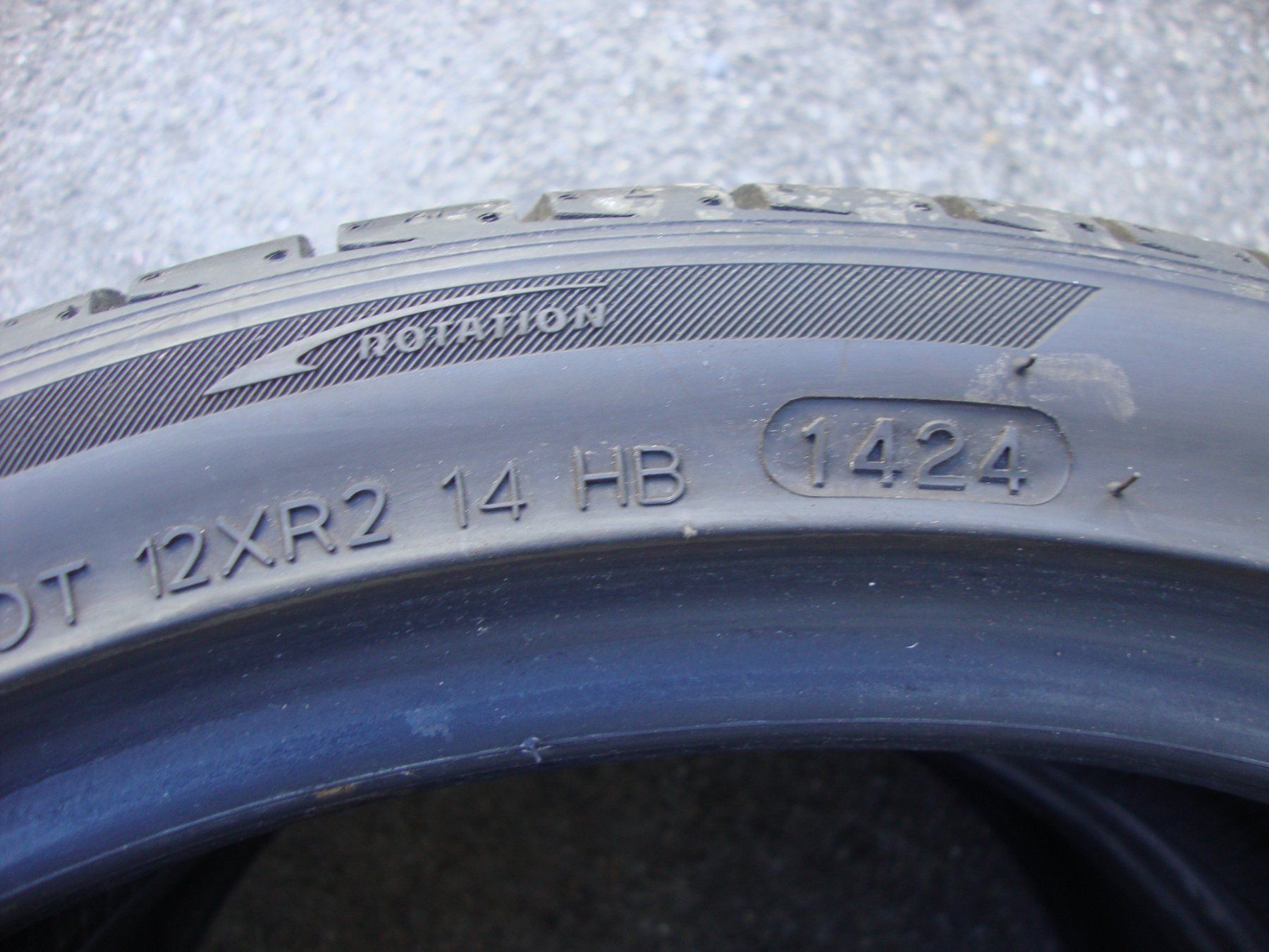 Hankook Pneumatici & Ruote complete: Sommerreifen  205/40/17 – Usato da Thun venduto da Velo-7 3