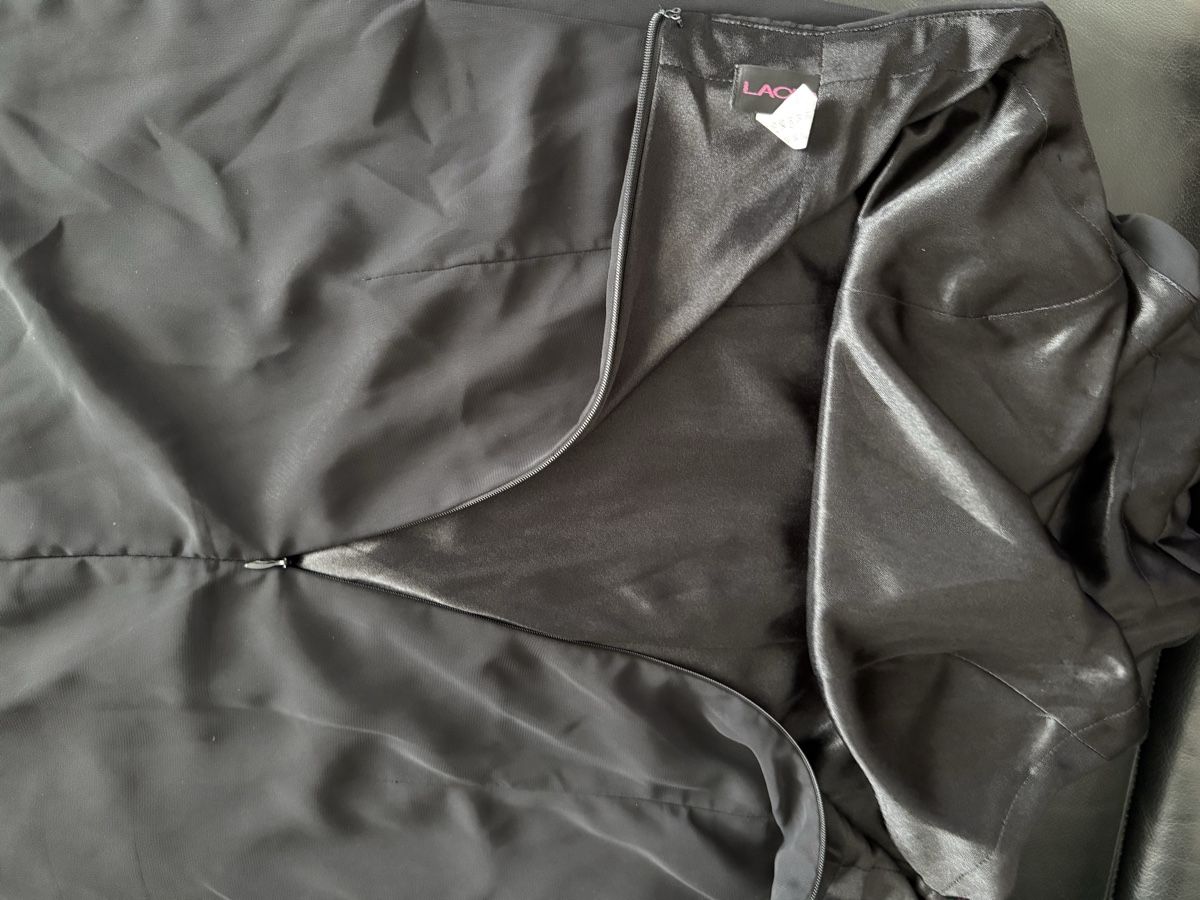 Kleider: Elegant schwarzes Cocktailkleid  - Grösse 38 – Gebraucht aus Winterthur von yar_dpp8 4
