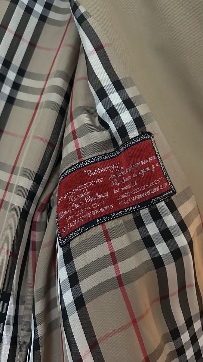 Burberry Cappotti: Vintage Burberrys Mantel – Usato da Zürich venduto da TheaVMO 3