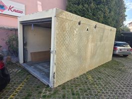 Garage - Fertiggarage in gutem Zustand.