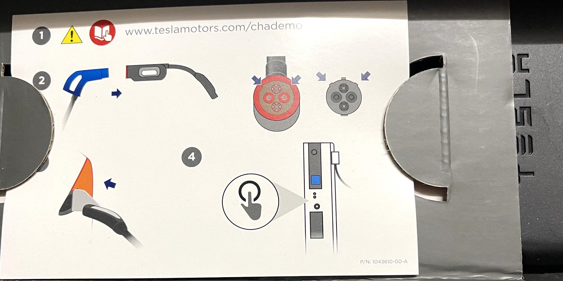 Tesla Automobili: TESLA - CHAdeMO-Adapter - Charging Adapter - NEU – Nuovo e nell'imballaggio originale da Oftringen venduto da Vucki 1