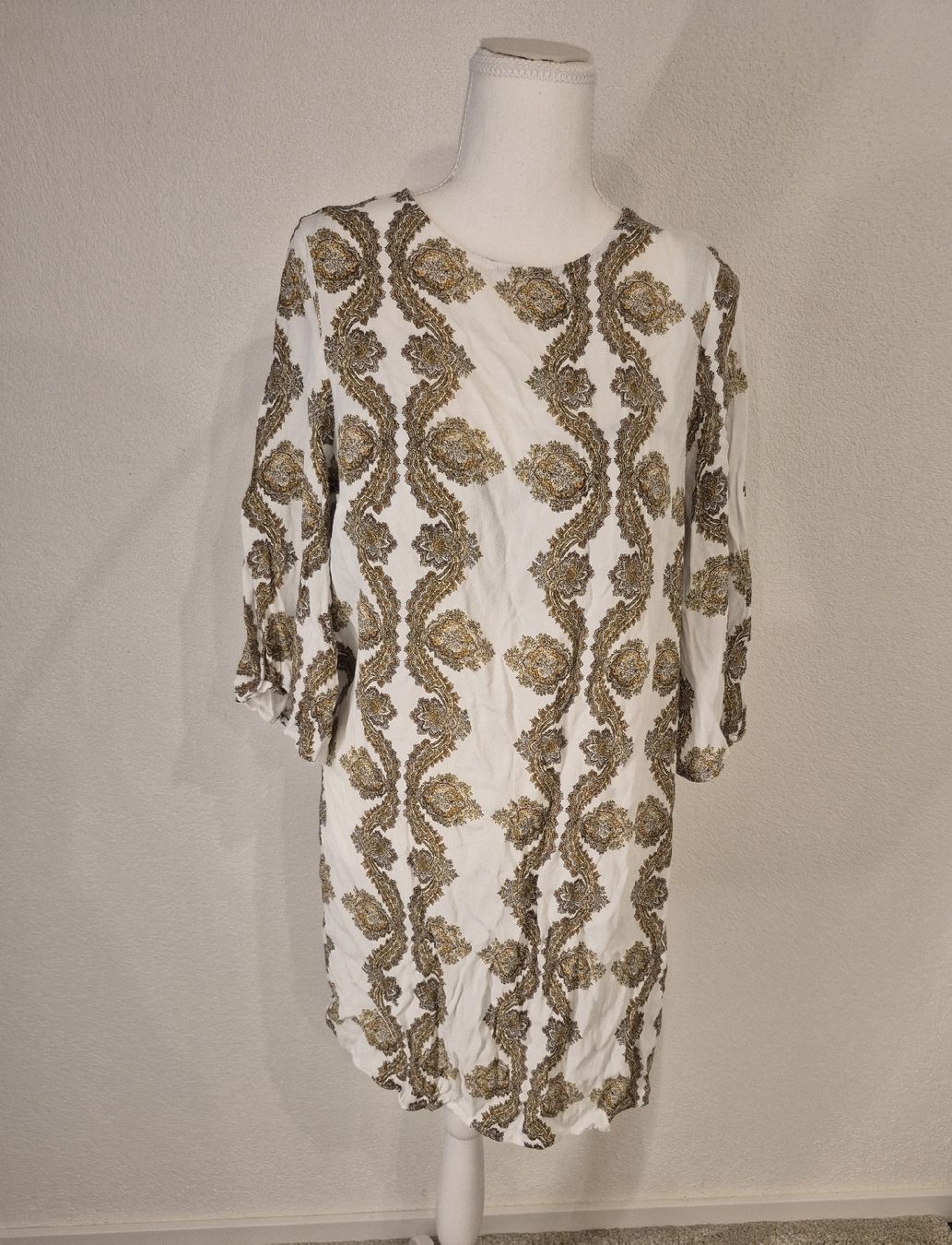 H&M Kleider: Elegantes Kleid, H&M, Grösse 42,  – Gebraucht aus La Neuveville von Vestiaire_2011 1
