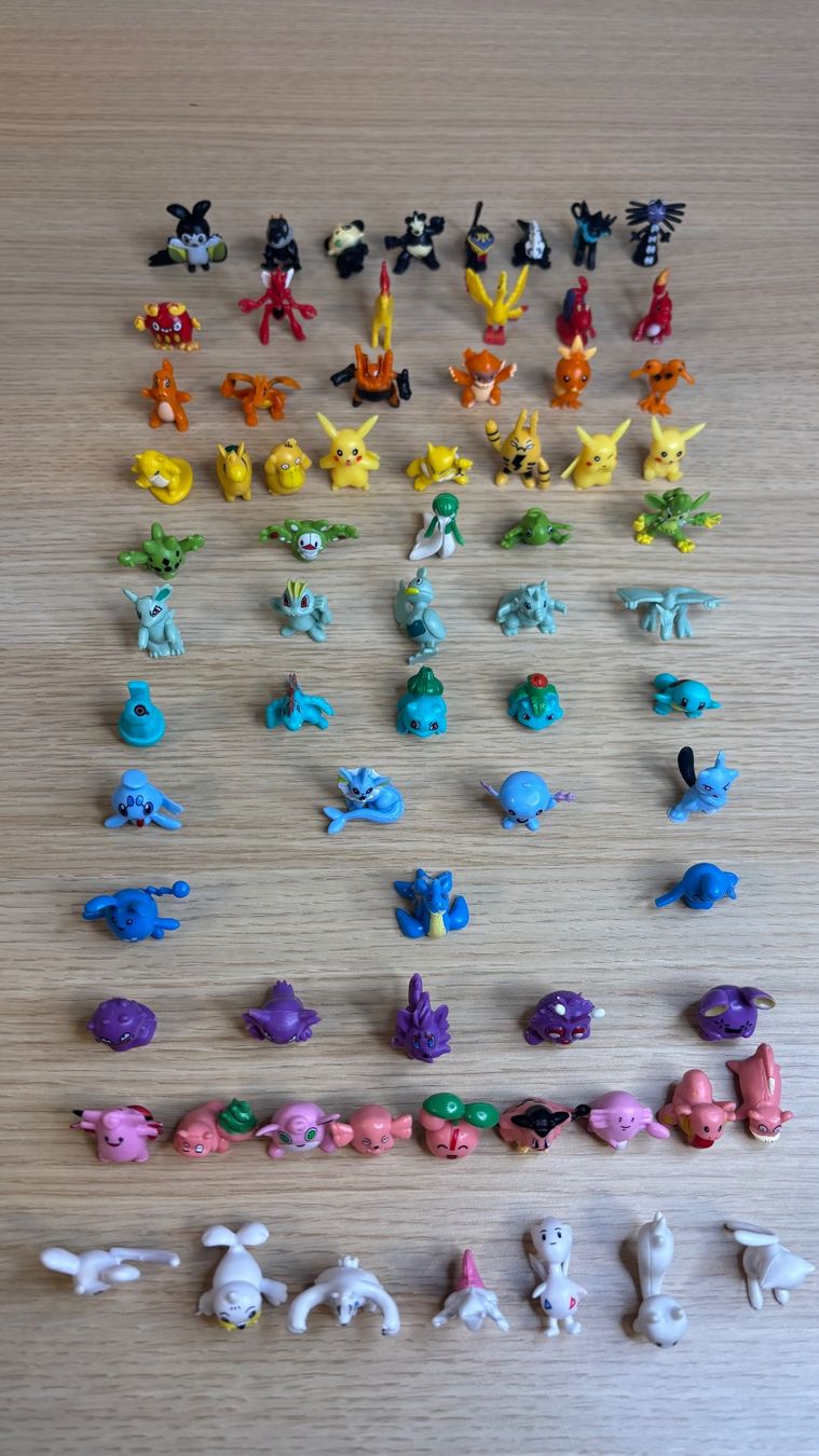 Statuette: Lot de 80 figurines de Pokémon – Usato da Delémont venduto da Loccaze2015 5