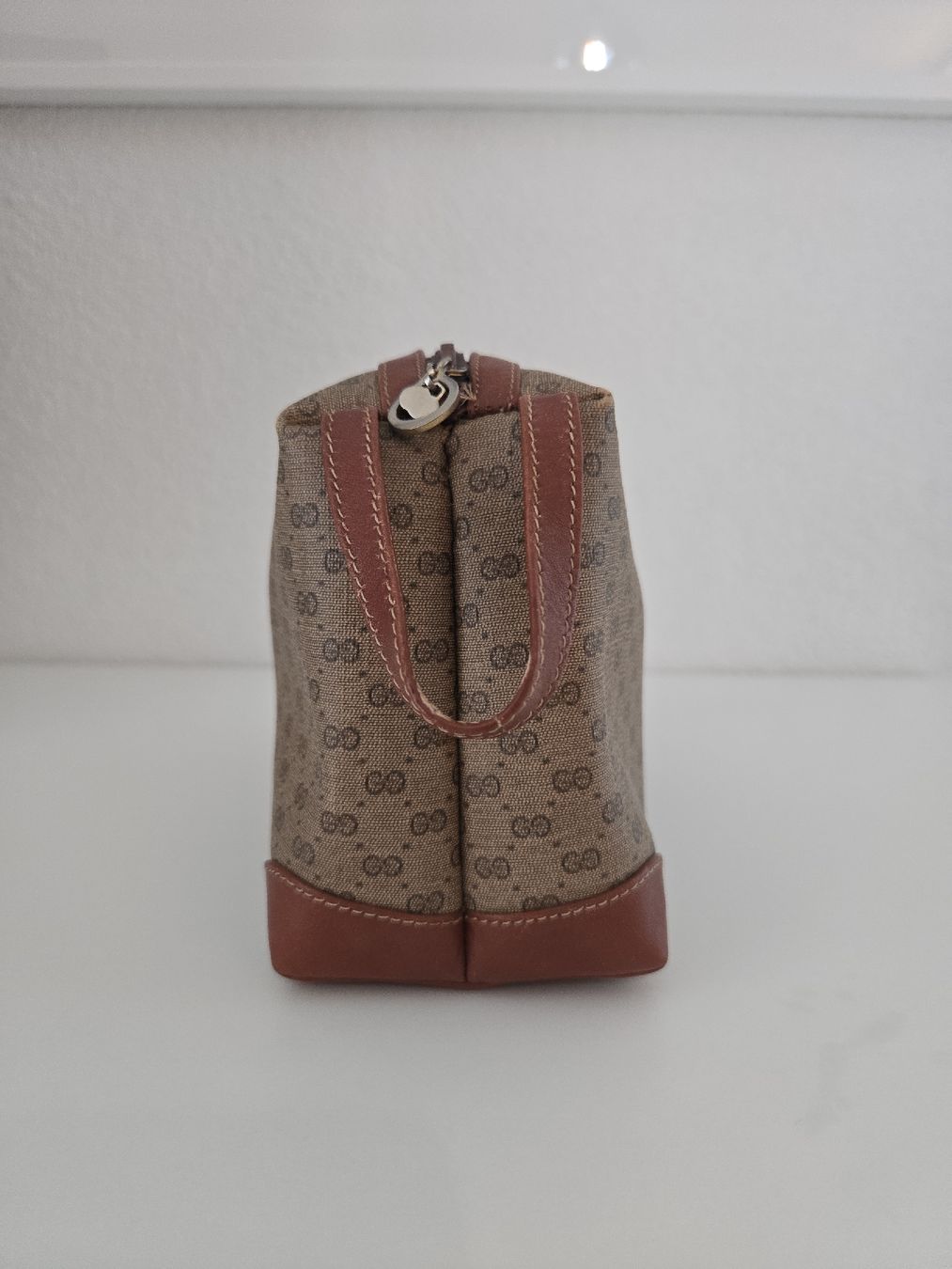 Gucci Custodie per cosmetici: Gucci Necessaire – Usato da Weinfelden venduto da lexamo94 4