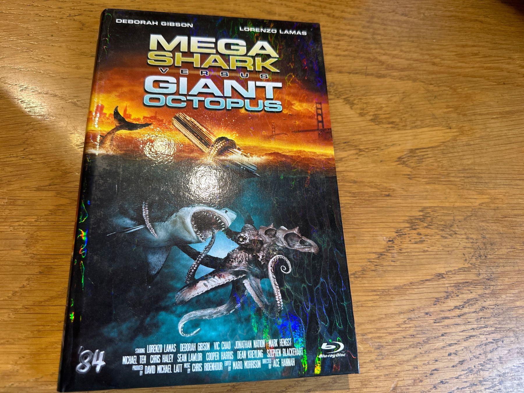 Tutti i DVDs: Mega Shark, Giant Octopus gr. Hartbox  84 Entertainment – Usato da Benken ZH venduto da Audi-erich
