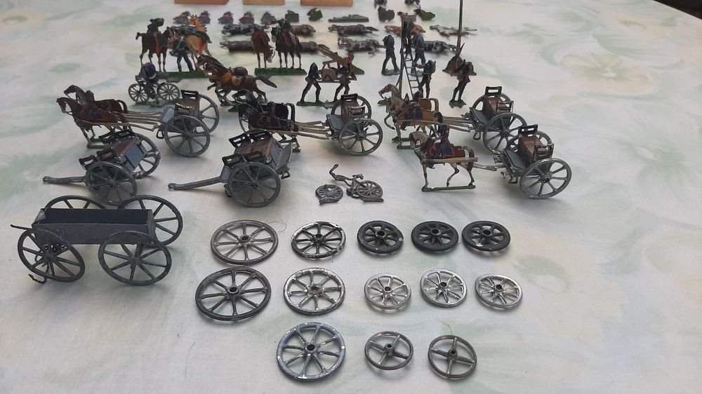 Mittelalter Ritter Figuren Set - 28 Teile Mit Soldaten, Pferden Und Reitern