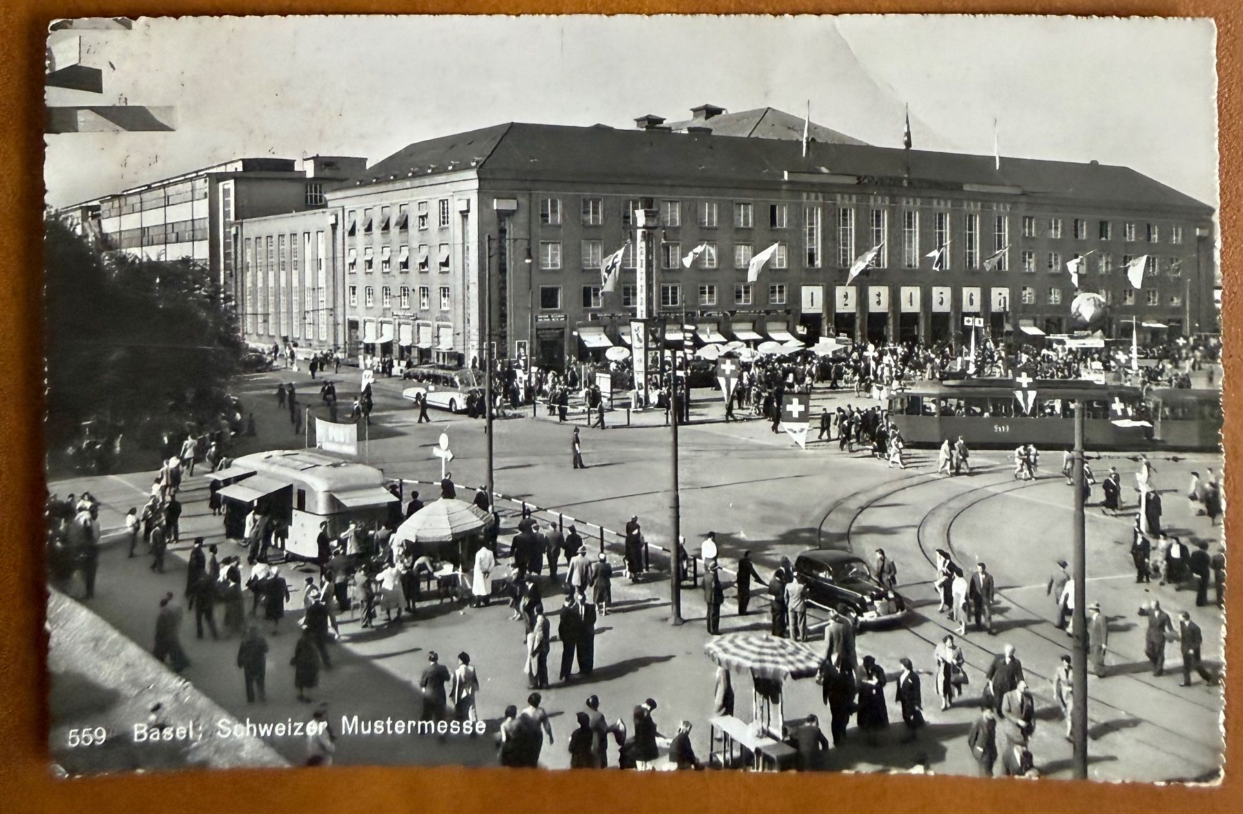 Cartoline postali: Basel - Tram - Schweizer Mustermesse - AK – Usato da Lutry venduto da Ediego