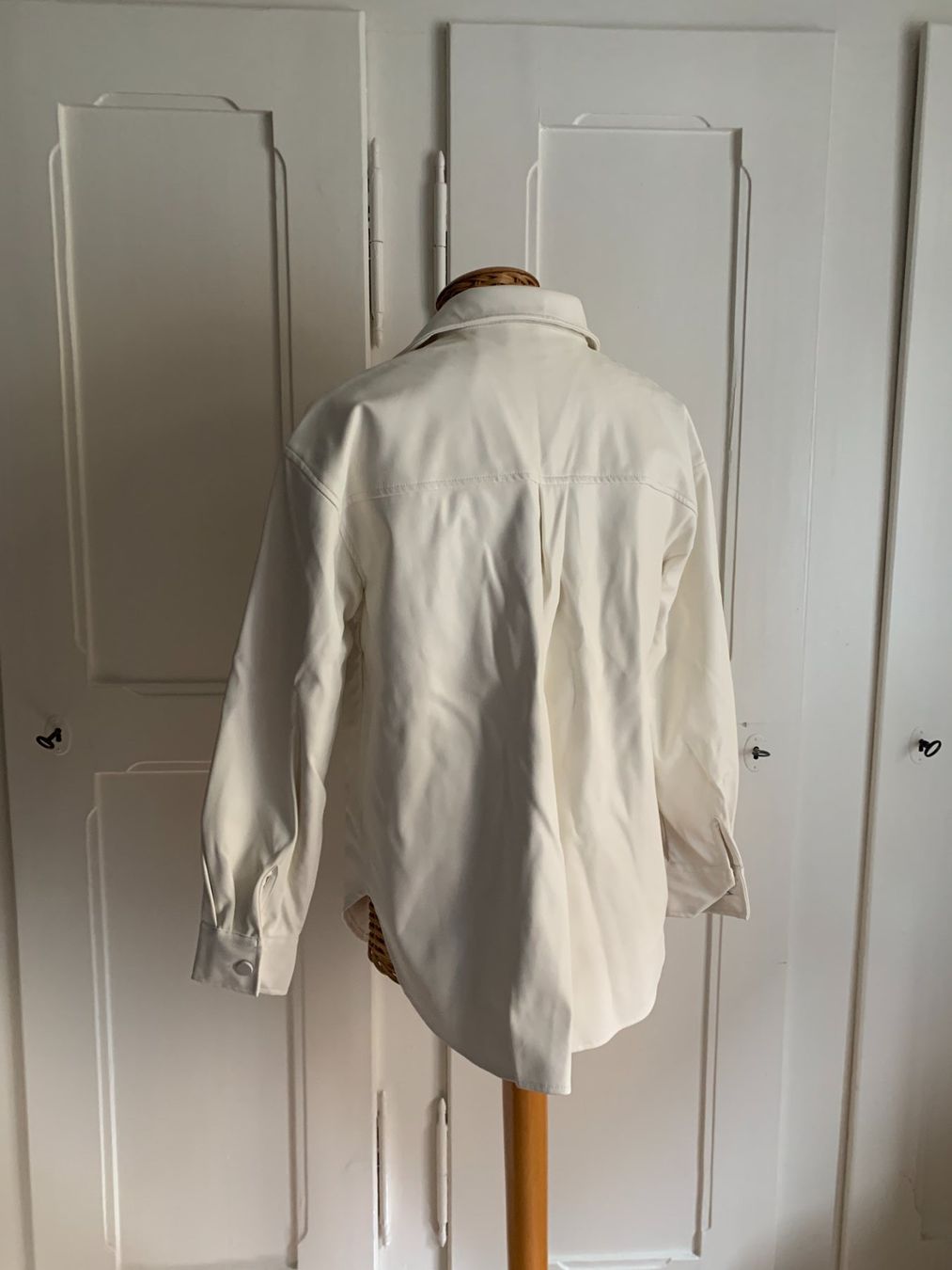 Chemisiers: Leder Hemd weiss - XS – D'occasion à Zürich par Diazaio 2