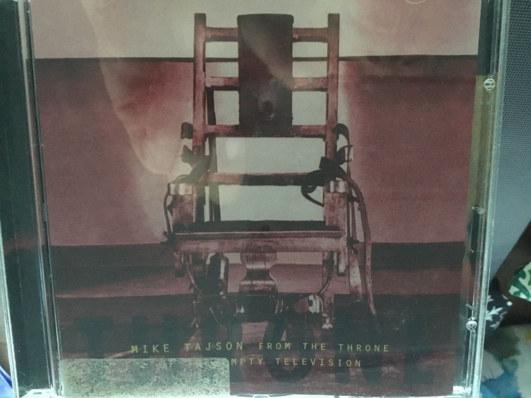 CD: Mike Tajson From The Throne CD  🎸 – Usato da Thierachern venduto da sweden08