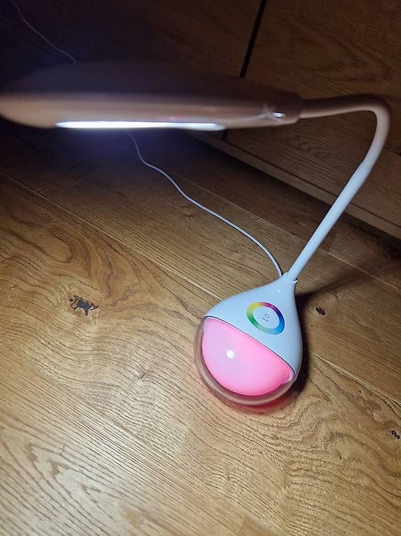 Lampade: Eglo Nachttischlampe versch. Farben  – Usato da Surrein venduto da deb_sjh6 1