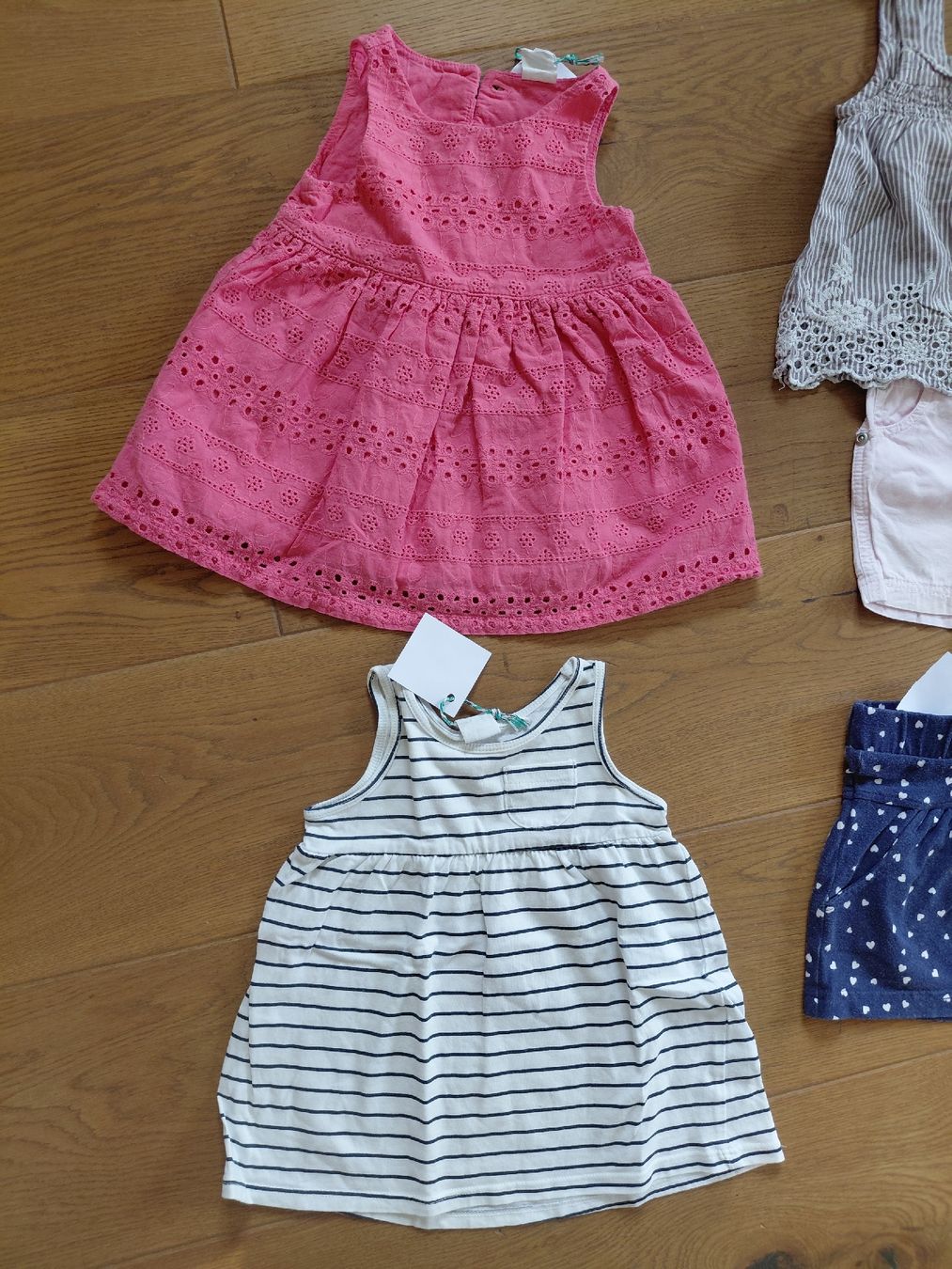 Lotti & Set di vestiti: 5-teiliges Kleiderpaket Mädchen 62/68 – Usato da Matzendorf venduto da CRX1990 2