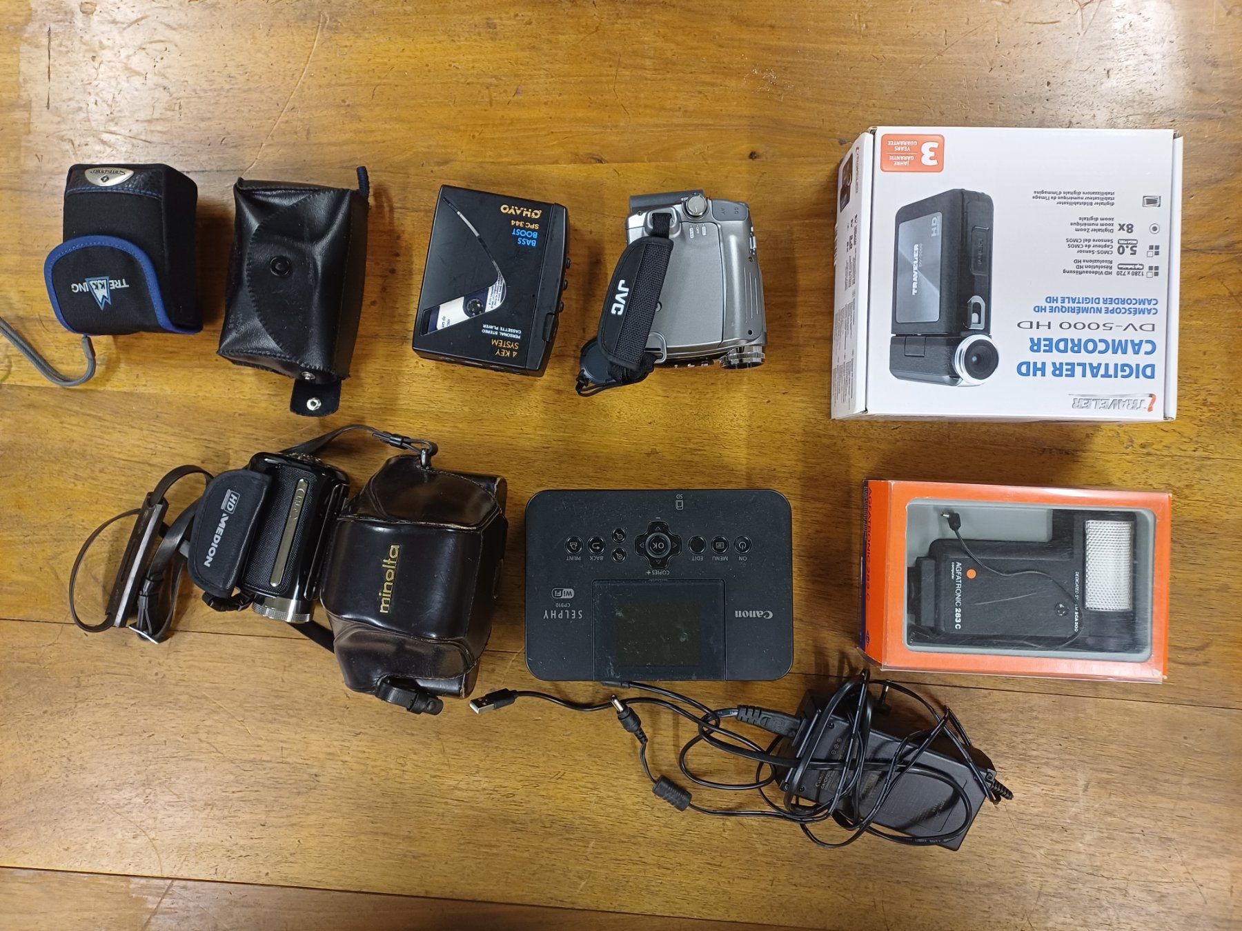 Kamera: Fotodrucker, Videokameras, Fotokameras – Gebraucht aus Dietlikon von Larsattacks 6