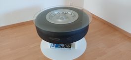 Couchtisch aus Mirage III Reifen mit Glasplatte rund
