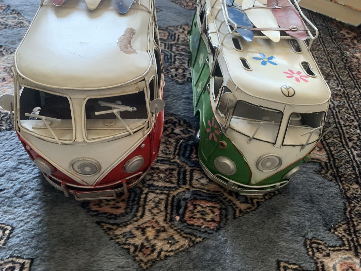Giocattoli: 2 Retro VW CAMPER Surf Bus Auto – Usato da Gutenswil venduto da Bregenzer8610 8
