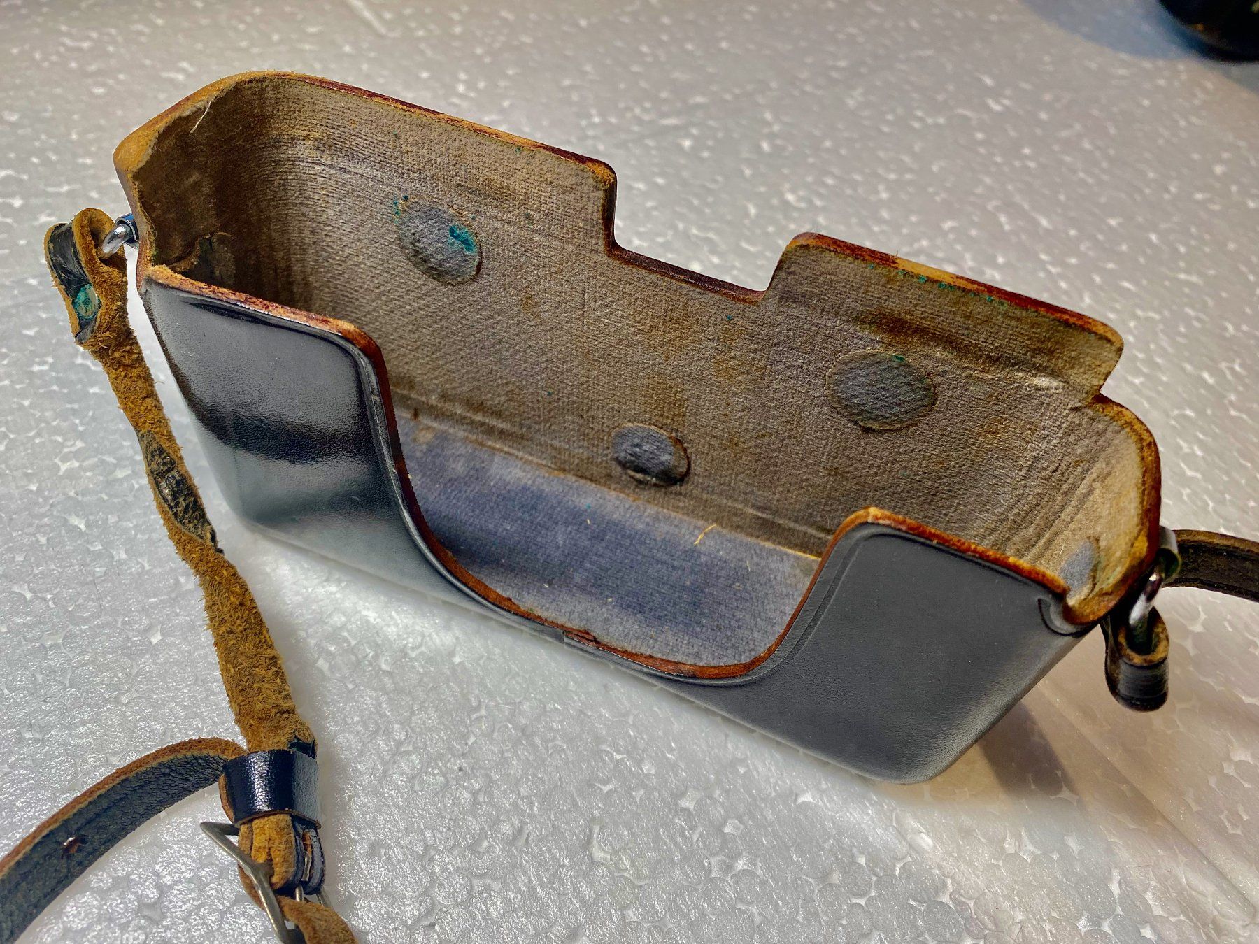 Fotocamera: Bereitschaftstasche zu KOWA Spiegelreflexkamera – Usato da Schinznach-Dorf venduto da ducatidc 4