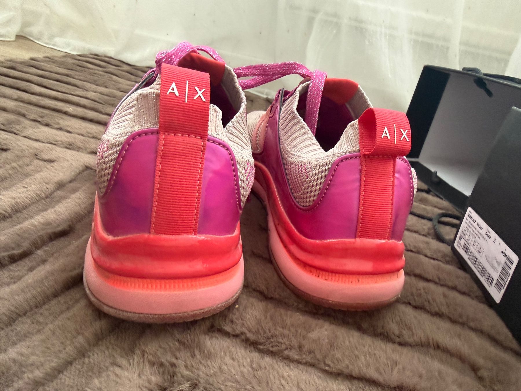 Armani Scarpe da donna: Sneackers Armani Exchange – Usato da Schlieren venduto da van_qcj5 3