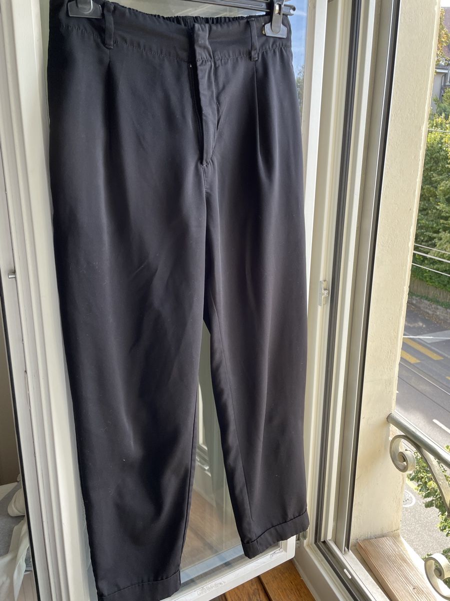 H&M Pantaloni: Schwarze Hose – Usato da Bern venduto da Sibillab20