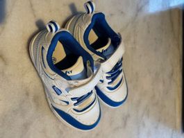 Vty Hallenschuhe Gr. 28 / Indoor guter Zustand