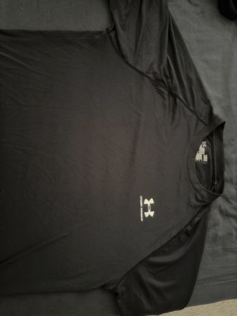 Under Armour HeatGear T-Shirt schwarz Grösse L neuwertig